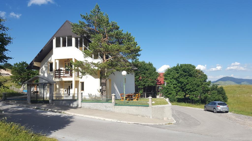 Guest House Tiha Noc Zabljak  Exterior photo